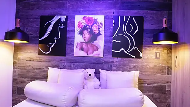 Snapshot of DanyAndAlexa chatting on October 11, 11:22 am DanyAndAlexa online show from October 11, 11:22 am