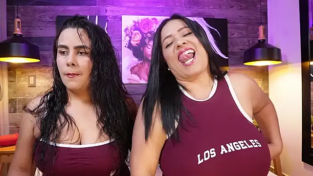 Snapshot of DanyAndAlexa chatting on January 14, 1:37 pm DanyAndAlexa online show from January 14, 1:37 pm