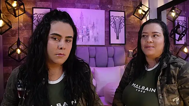 Snapshot of DanyAndAlexa chatting on February 20, 11:23 am DanyAndAlexa online show from February 20, 11:23 am