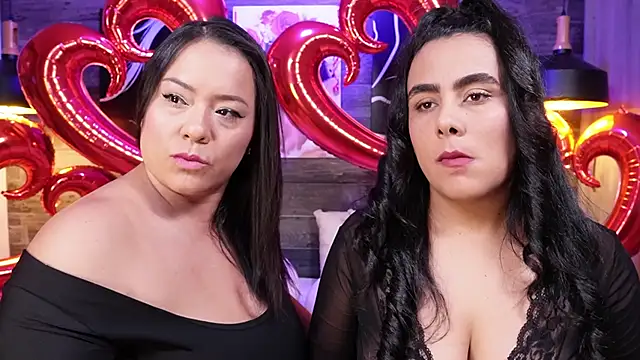 Snapshot of DanyAndAlexa chatting on September 23, 12:56 pm DanyAndAlexa online show from September 23, 12:56 pm