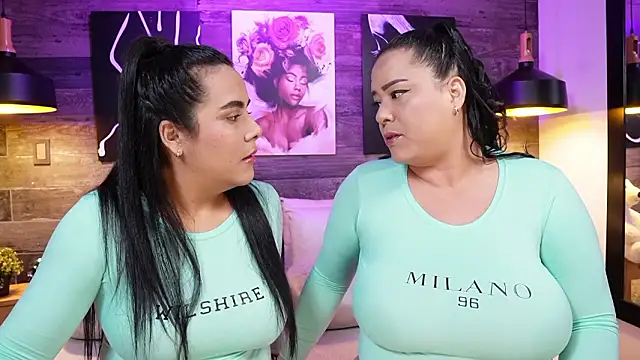 Snapshot of DanyAndAlexa chatting on January 17, 12:31 pm DanyAndAlexa online show from January 17, 12:31 pm