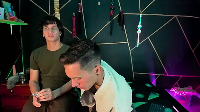 MillersKink online show from November 30, 3:07 am