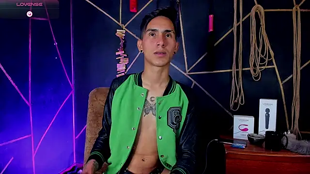 MillersKink online show from April 26, 8:11 am