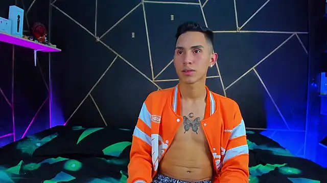 MillersKink online show from February 21, 4:40 am