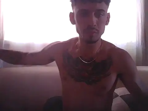 Snapshot of jonypijon222 chatting on January 12, 6:05 pm jonypijon222 online show from January 12, 6:05 pm