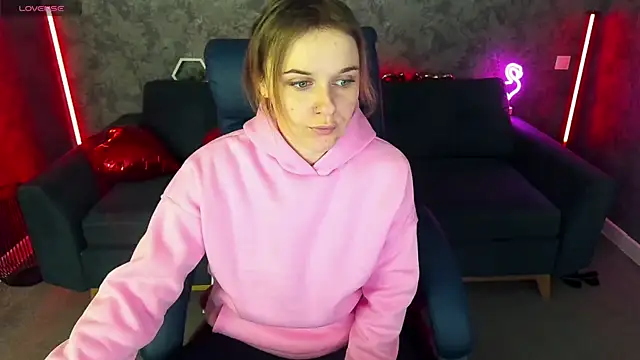 MaribelRiverr  online show from February 14, 6:13 am