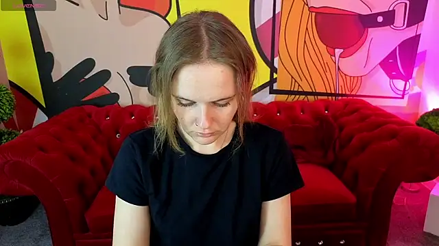 MaribelRiverr  online show from May 26, 3:48 am