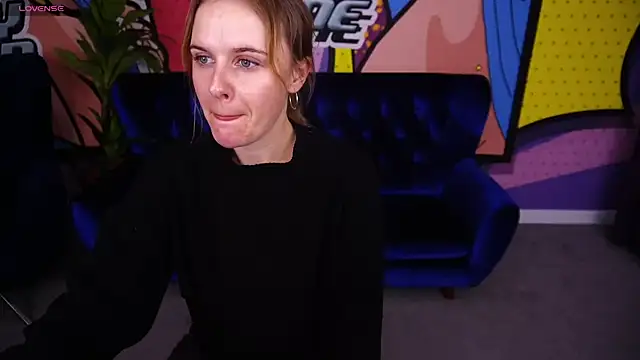 Snapshot of MaribelRiverr_ chatting on November 18, 10:29 am MaribelRiverr online show from November 18, 10:29 am