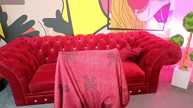 Snapshot of MaribelRiverr_ chatting on June 12, 5:16 am MaribelRiverr online show from June 12, 5:16 am