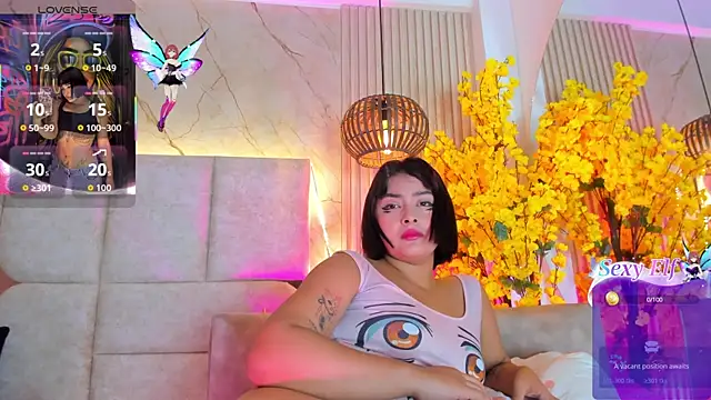Snapshot of KimVelezz chatting on May 3, 4:43 pm KimVelezz online show from May 3, 4:43 pm