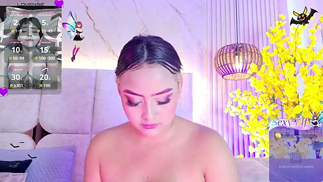 Snapshot of KimVelezz chatting on June 1, 7:13 pm KimVelezz online show from June 1, 7:13 pm