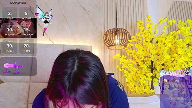 Snapshot of KimVelezz chatting on May 24, 1:44 pm KimVelezz online show from May 24, 1:44 pm