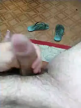 Snapshot of diegoscampagnollo chatting on January 12, 12:28 am diegoscampagnollo online show from January 12, 12:28 am