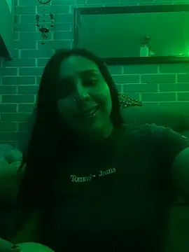 manelinda7 online show from March 10, 5:33 am