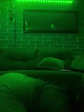 manelinda7 online show from February 27, 8:24 am