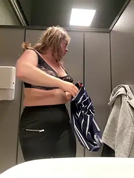 Lombada online show from March 29, 2:19 pm