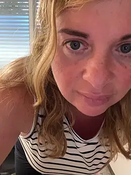 Lombada online show from June 18, 4:22 am