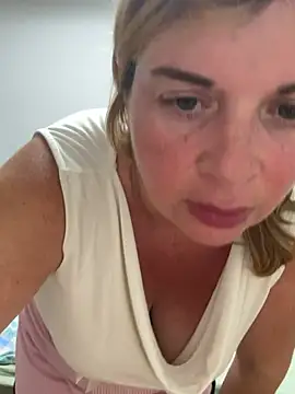 Lombada online show from July 11, 9:59 pm