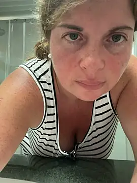 Lombada online show from July 17, 10:29 pm