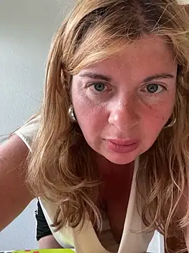 Lombada online show from June 11, 4:15 pm
