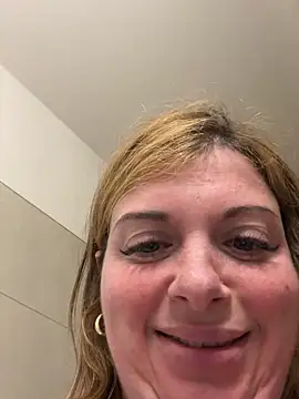 Lombada online show from March 31, 8:33 pm