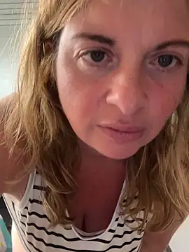 Lombada online show from June 19, 11:42 pm
