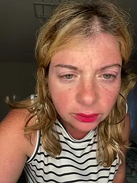 Lombada online show from July 10, 4:01 am