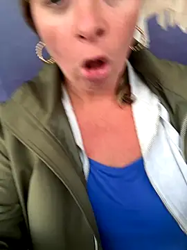 Lombada online show from November 2, 2:55 pm