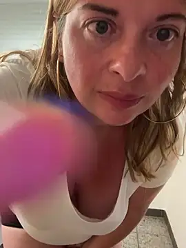 Lombada online show from July 8, 2:35 am