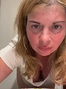 Lombada online show from June 7, 9:53 pm