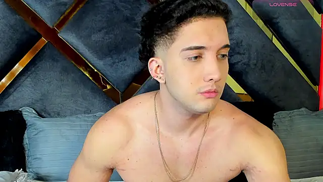 jeicob stone online show from October 3, 6:59 am