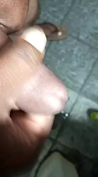 Snapshot of sadunt chatting on January 24, 6:14 am sadunt online show from January 24, 6:14 am