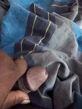 Snapshot of sadunt chatting on January 8, 4:23 am sadunt online show from January 8, 4:23 am