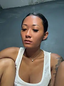 Snapshot of thai-dreamgirl chatting on June 14, 10:55 pm thai-dreamgirl online show from June 14, 10:55 pm