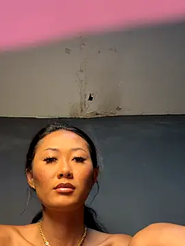 thai-dreamgirl online show from November 17, 11:20 pm