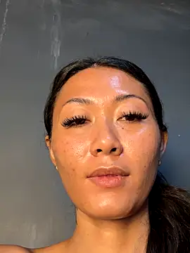 thai-dreamgirl online show from December 22, 12:00 am