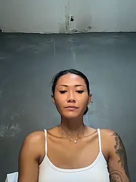 Snapshot of thai-dreamgirl chatting on June 27, 11:27 am thai-dreamgirl online show from June 27, 11:27 am