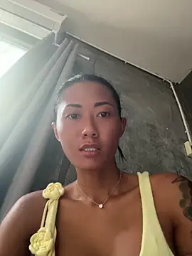 Snapshot of thai-dreamgirl chatting on June 17, 6:24 am thai-dreamgirl online show from June 17, 6:24 am