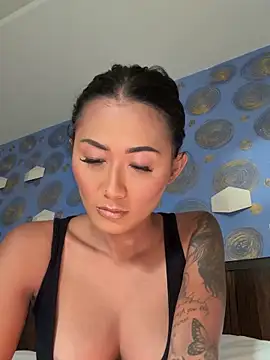 thai-dreamgirl online show from March 17, 10:40 am