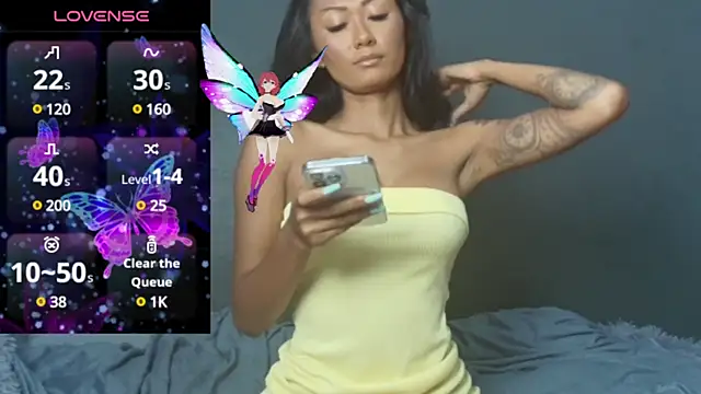 Snapshot of thai-dreamgirl chatting on March 16, 12:12 am thai-dreamgirl online show from March 16, 12:12 am
