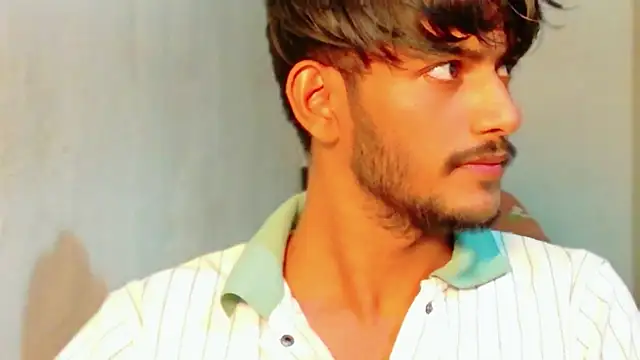 kingkartik7 online show from May 13, 4:25 pm