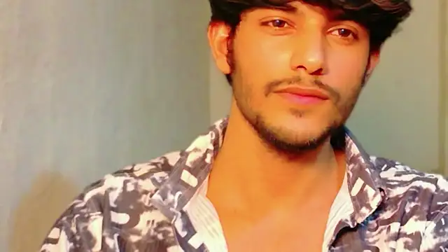 kingkartik7 online show from March 19, 4:29 pm