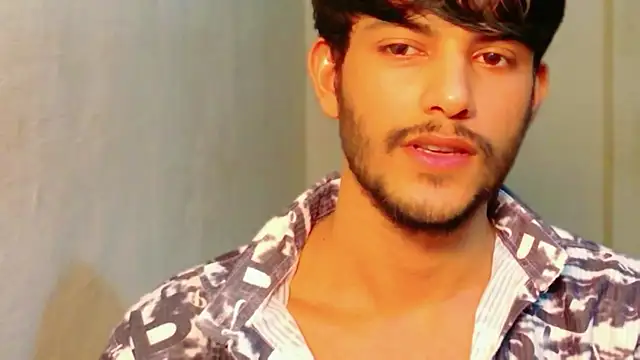 kingkartik7 online show from February 18, 4:47 pm