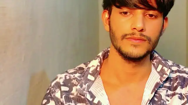 kingkartik7 online show from February 17, 6:27 pm