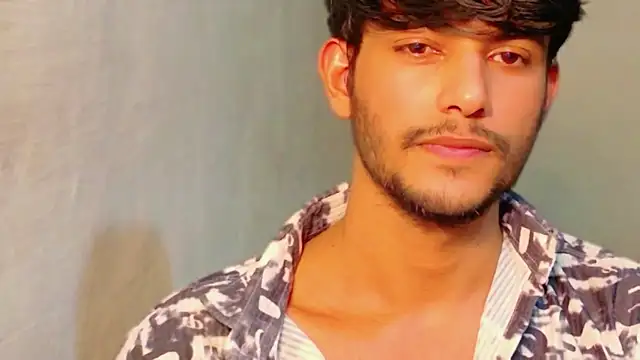 kingkartik7 online show from February 9, 3:54 pm