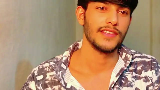 kingkartik7 online show from February 15, 5:12 pm