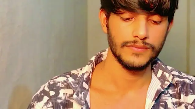 kingkartik7 online show from February 25, 5:02 pm