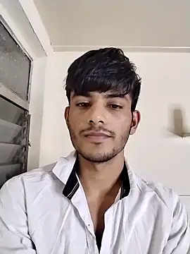 kingkartik7 online show from February 25, 6:12 pm