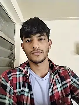 kingkartik7 online show from February 25, 1:53 pm