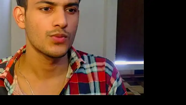 kingkartik7 online show from October 3, 9:44 am